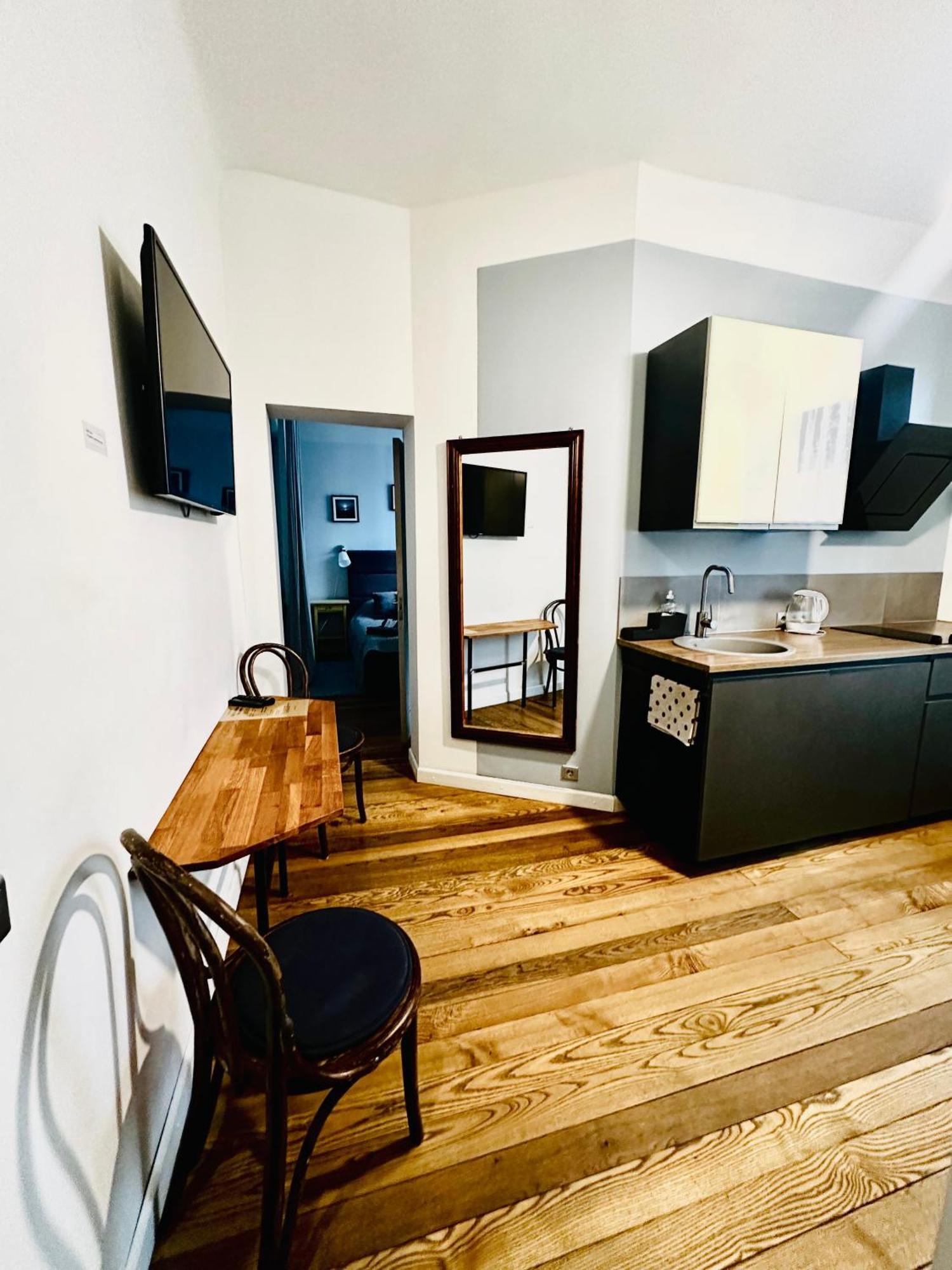 Baltic Design Apartments With Free Parking And Self Check In Riga Ngoại thất bức ảnh